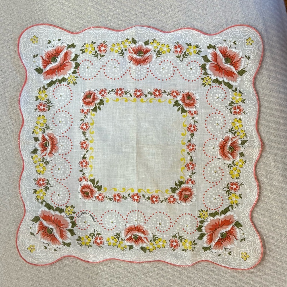 🌺 Vintage Floral Handkerchief – Red, Yellow & Green Print - 12” x 12”
